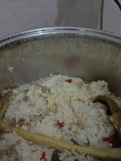 Foto resep Nasi Liwet rice cooker