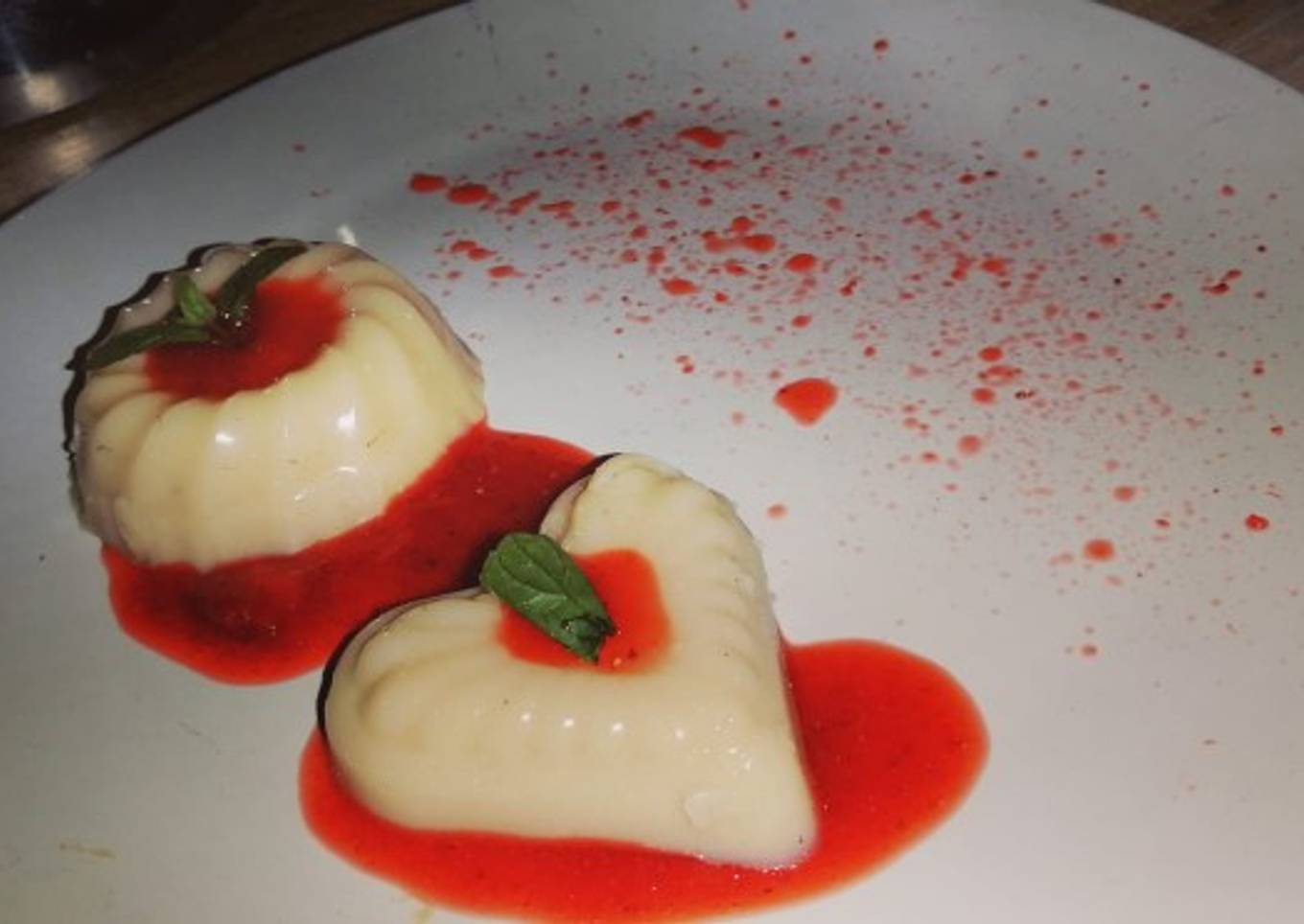 Panna Cotta de coco con coulis de fresa 👨🍳👨🍳🍓