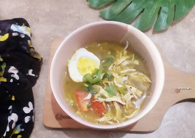 Langkah Mudah untuk Menyiapkan Soto ayam simpel cap ungkep yang Menggugah Selera