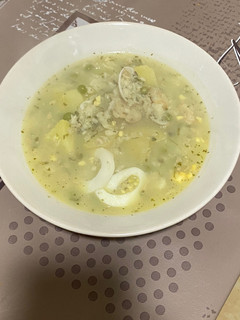Una foto de Patatas en salsa verde
