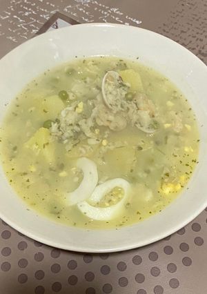 Una foto de Patatas en salsa verde