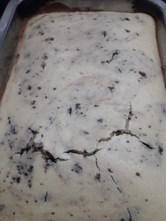 Una foto de Torta de limón con chips de chocolate