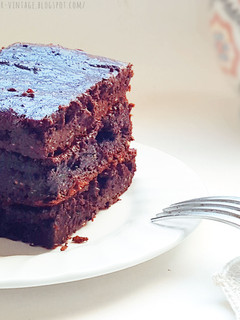 Una foto de EXQUISITO Y CHOCOLATOSO Brownie vegano (Sin gluten, sin azúcar, sin lactosa, sin grasa) - Lo hacemos en la licuadora o multiprocesadora!
