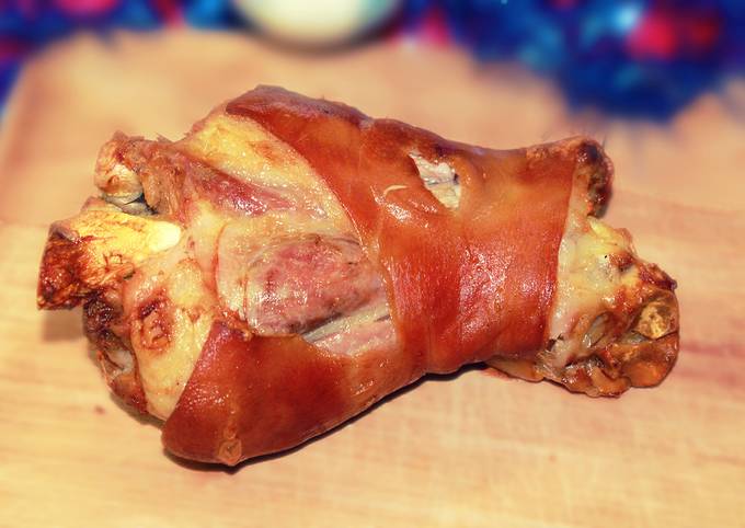 Свиная рулька: вкусные рецепты к праздникам