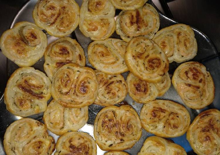 Palmeritas saladas de salmón