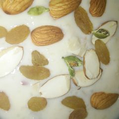 A picture of Dry fruits kheer.