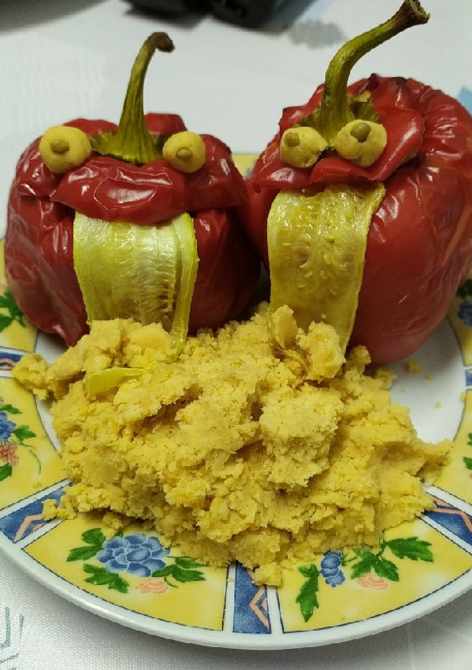 Una foto de Pimientos rellenos monstruosos
