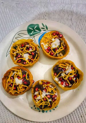 A picture of Katori chaat.