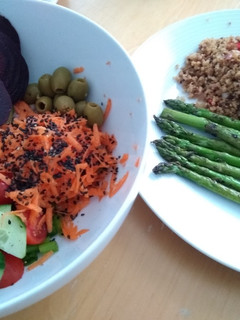 A picture of Monday Night Salad with Quinoa & Asparagus.