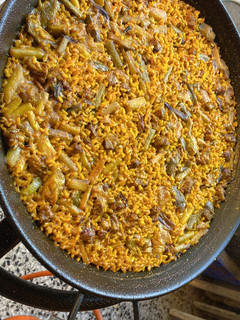 Una foto de Paella de lágrimas ibéricas