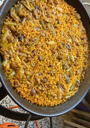 Una foto de Paella de lágrimas ibéricas