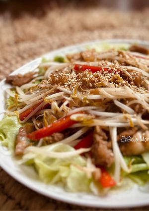Foto resep Pork Stir Fry Beansprouts on Lettuce (Lettuce Siram Tumis Babi Toge)
