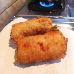 รูปของ Risoles isi Mayo dan Smoked Beef