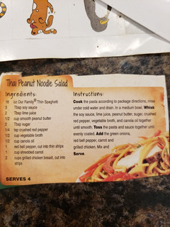 A picture of Thai peanut noodle salad.