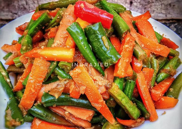 Tumis Buncis Bumbu Kemiri