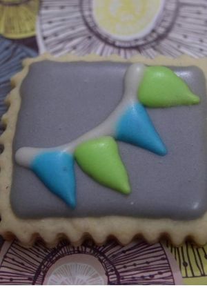 A picture of Royal Icing.