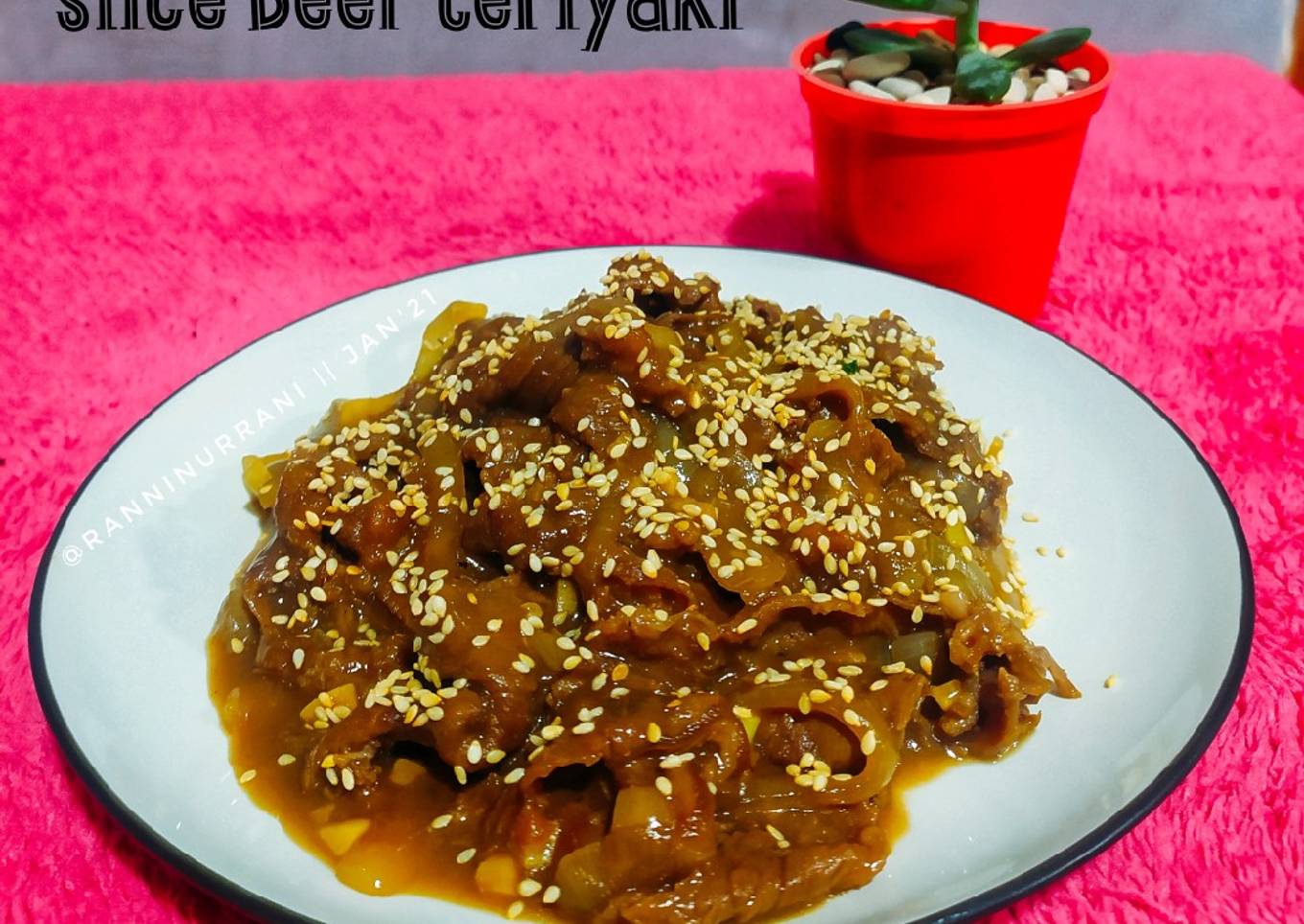 Slice beef teriyaki