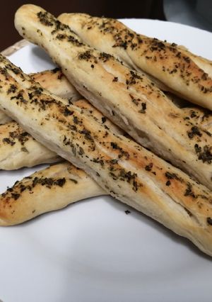 Una foto de Pan de ajo y orégano
