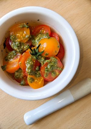 A picture of Basil Pesto.