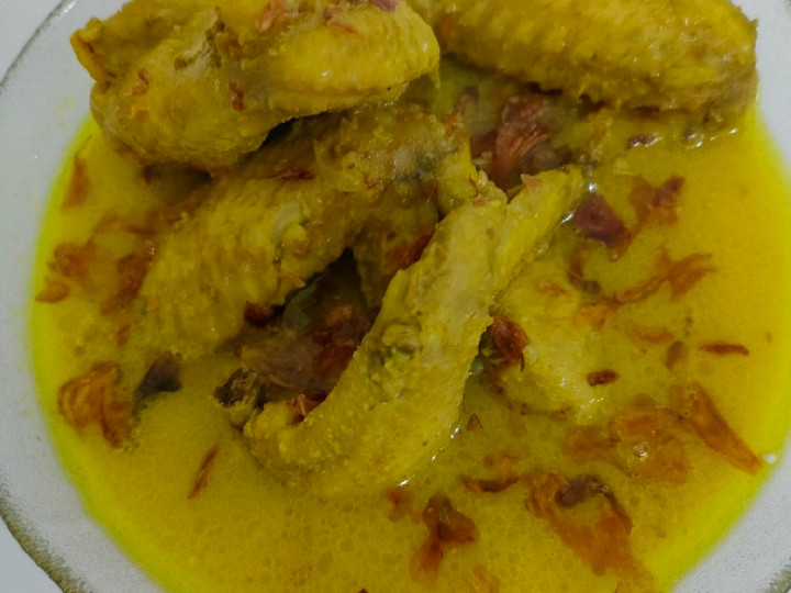 Resep Opor Kuning Sayap Ayam yang Enak Banget