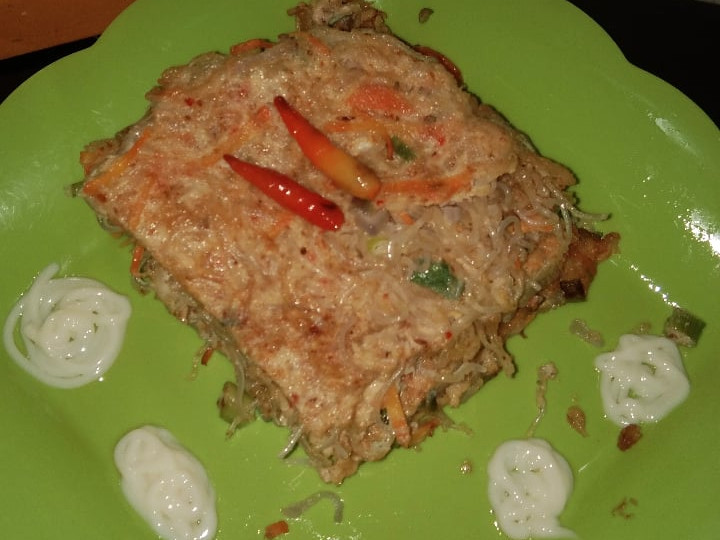 Cara Gampang Membuat Omelette Bihun yang Enak Banget