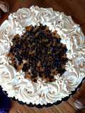 Torta al cacao e noci con namelaka al caffè