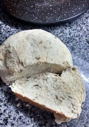 Una foto de Pan semillado