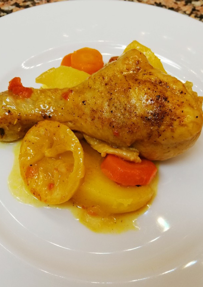 Una foto de Muslo de pollo marroquí especiado