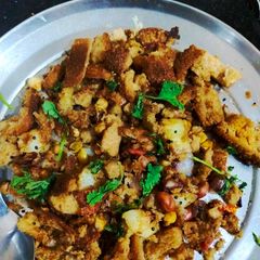 A picture of Bread poha.