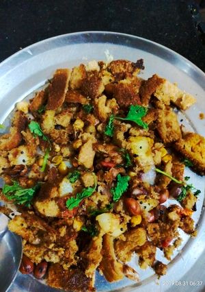 A picture of Bread poha.