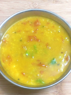 பாசிப்பருப்பு டிபன் சாம்பார் (paasiparupu tiffen sambar Recipe in Tamil) செய்முறை முக்கிய புகைப்படம்