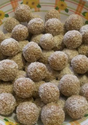 Una foto de Cocadas de manjar