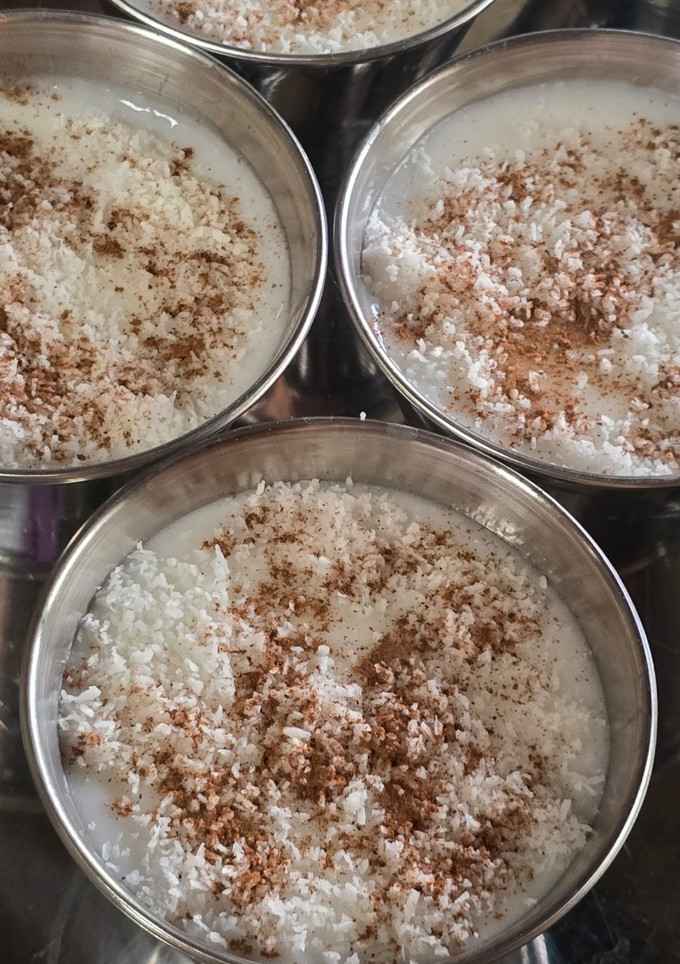 Una foto de Natillas de coco