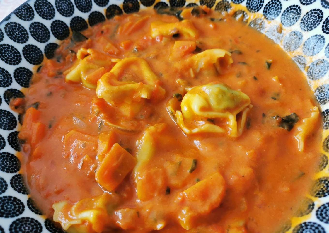 Soupe POPOPOPOPOW de tortellini