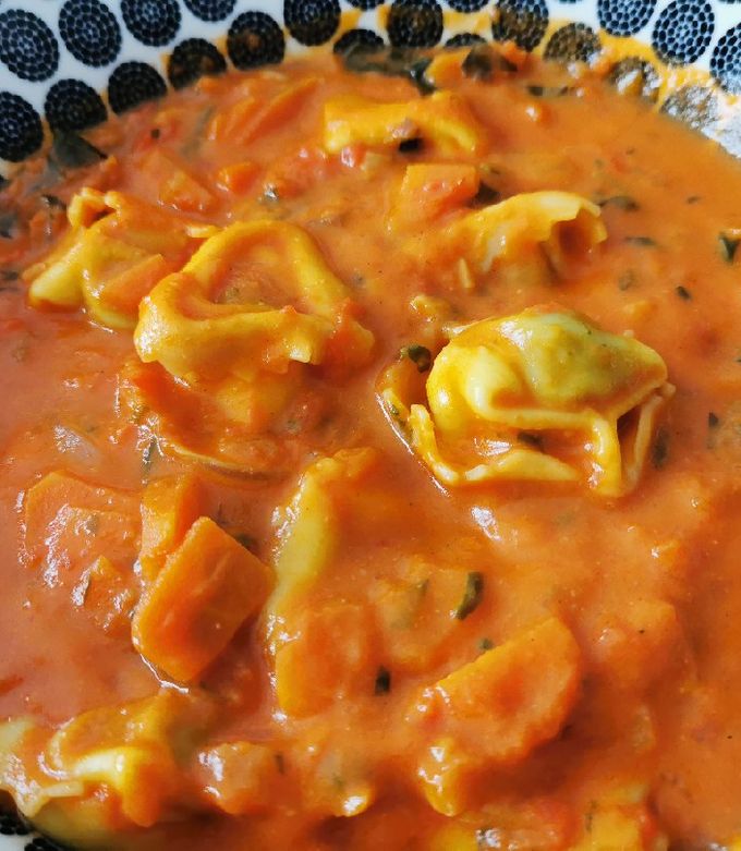 Une photo de Soupe POPOPOPOPOW de tortellini