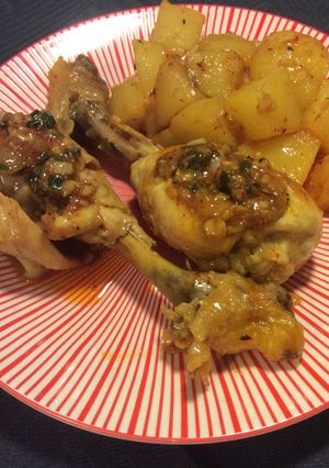 Une photo de Pilons de poulet à l'ail