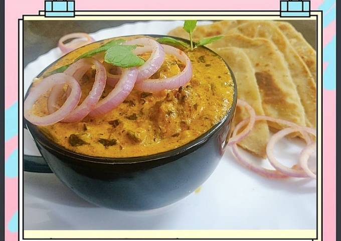 Restaurant Style Paneer Butter Masala with Layered Parantha Recipe