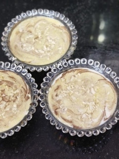 முட்டை ஐஸ்கிரீம் செய்முறை முக்கிய புகைப்படம்