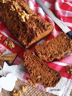 Φωτογραφία της συνταγής Ψωμί γιορτινό με μελάσα και καρύδια