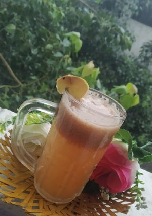 A picture of Fresh tomato lauki drink.