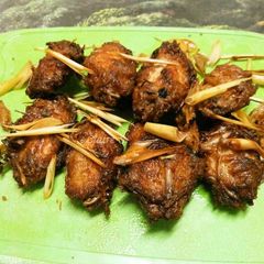 A picture of Thai Style Deep Fried Chicken Wings (Lemongrass Marinated).