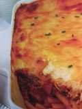 Mincemeat and Pasta Bake with Cheese Sauce