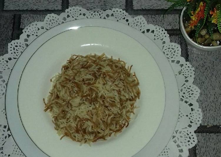 ارز بسمتي بالشعيرية 😋