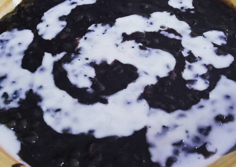 Bubur Ketan Hitam