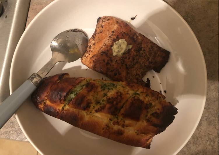 Steps to Prepare Perfect Quick Grilled salmon with Garlic bread
