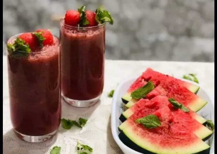 Steps to Make Homemade Watermelon juice