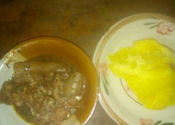 Easiest Way to Cook Appetizing Okro soup with pomo and yellow garri