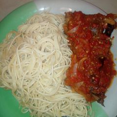 A picture of Spaghetti en Sauce.