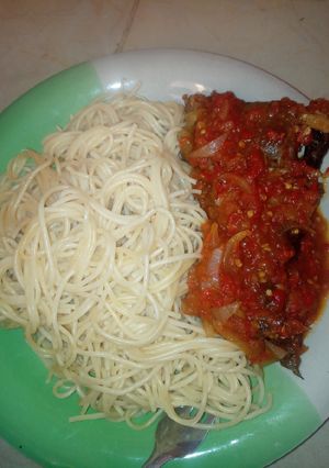 A picture of Spaghetti en Sauce.