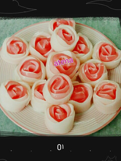 عکسی از دستور ژله رولی رز دو رنگ آتنا